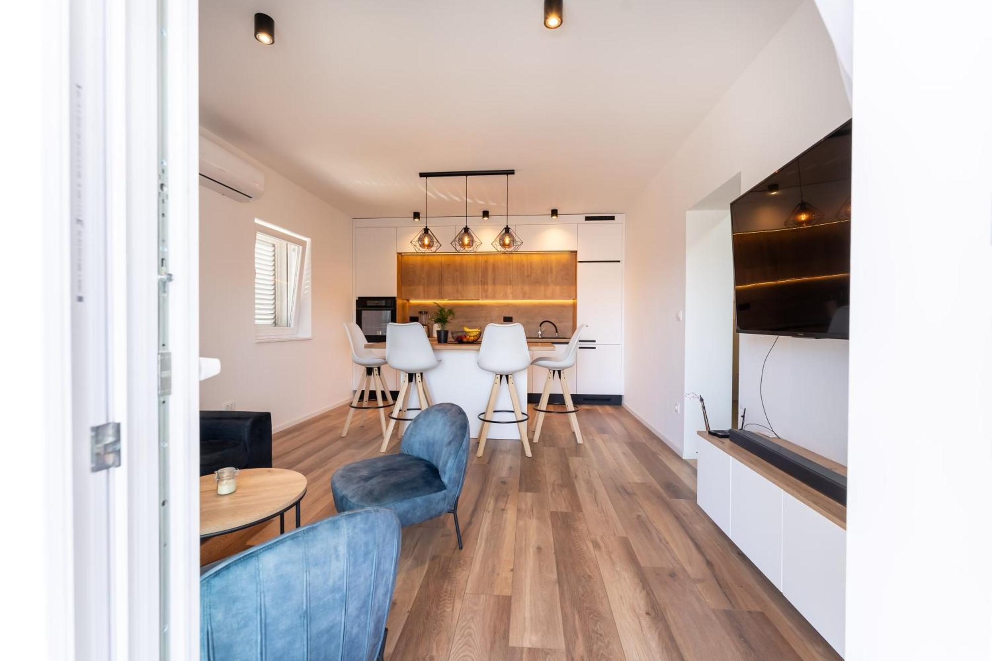 Bernie Apartments With A Pool Zadar Exterior photo